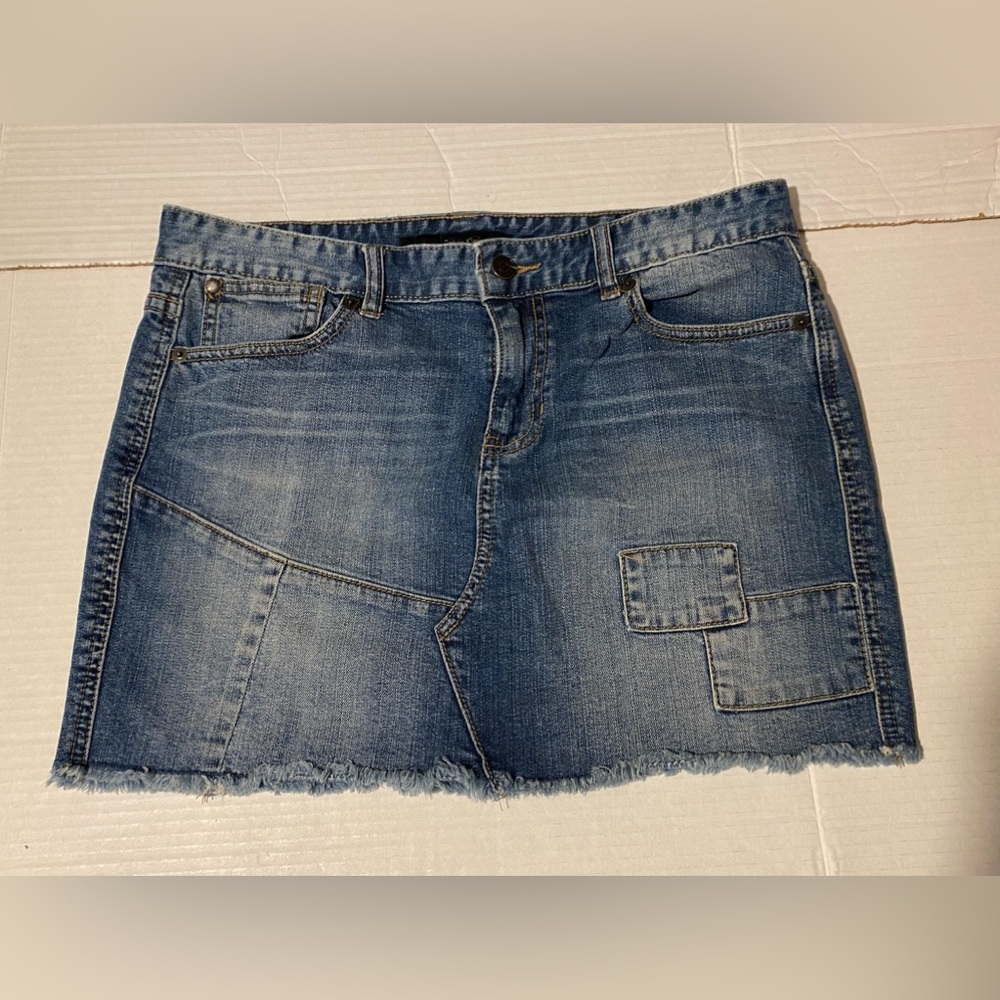 Calvin Klein Jeans skirt 29/8 women’s short patchwork stretch frayed hem denim